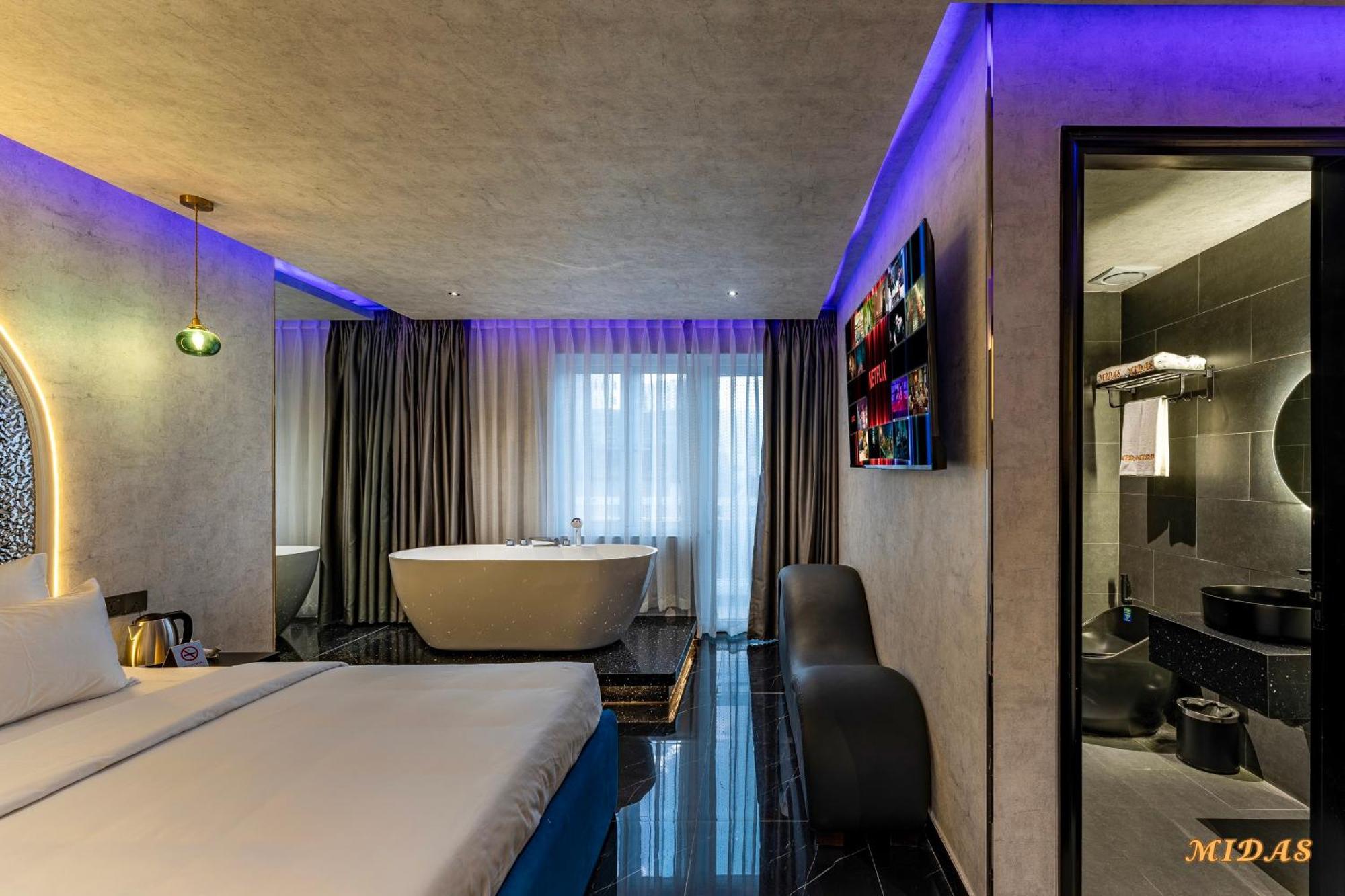 Midas Hotel 2 Thành Pho Ho Chí Minh Esterno foto